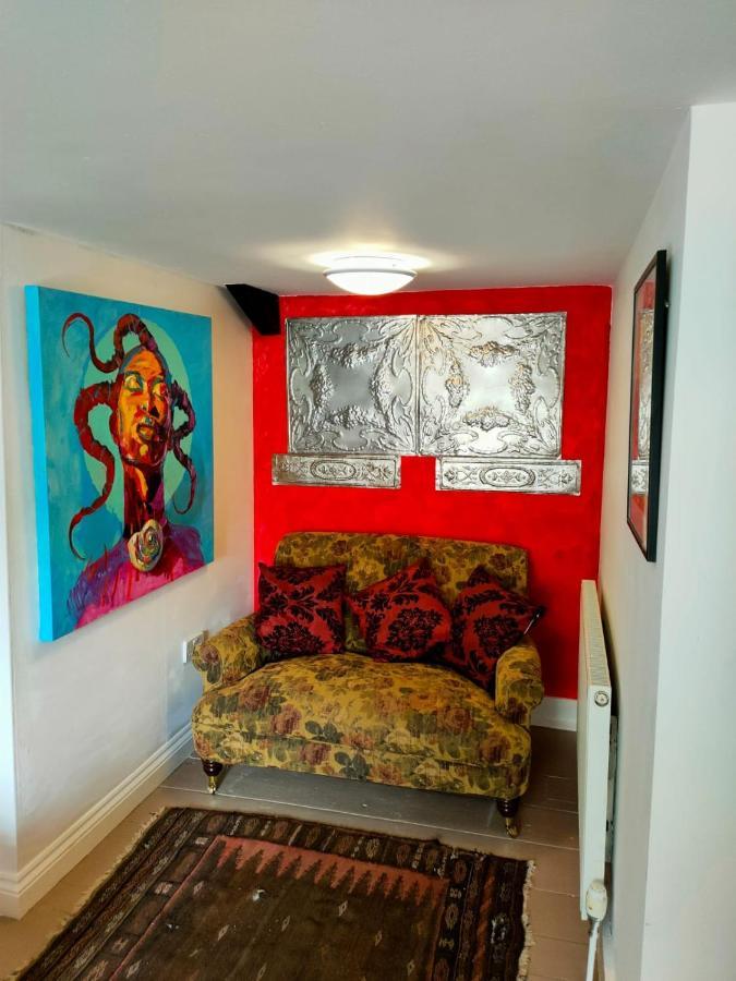 Art House B & B Raglan Экстерьер фото